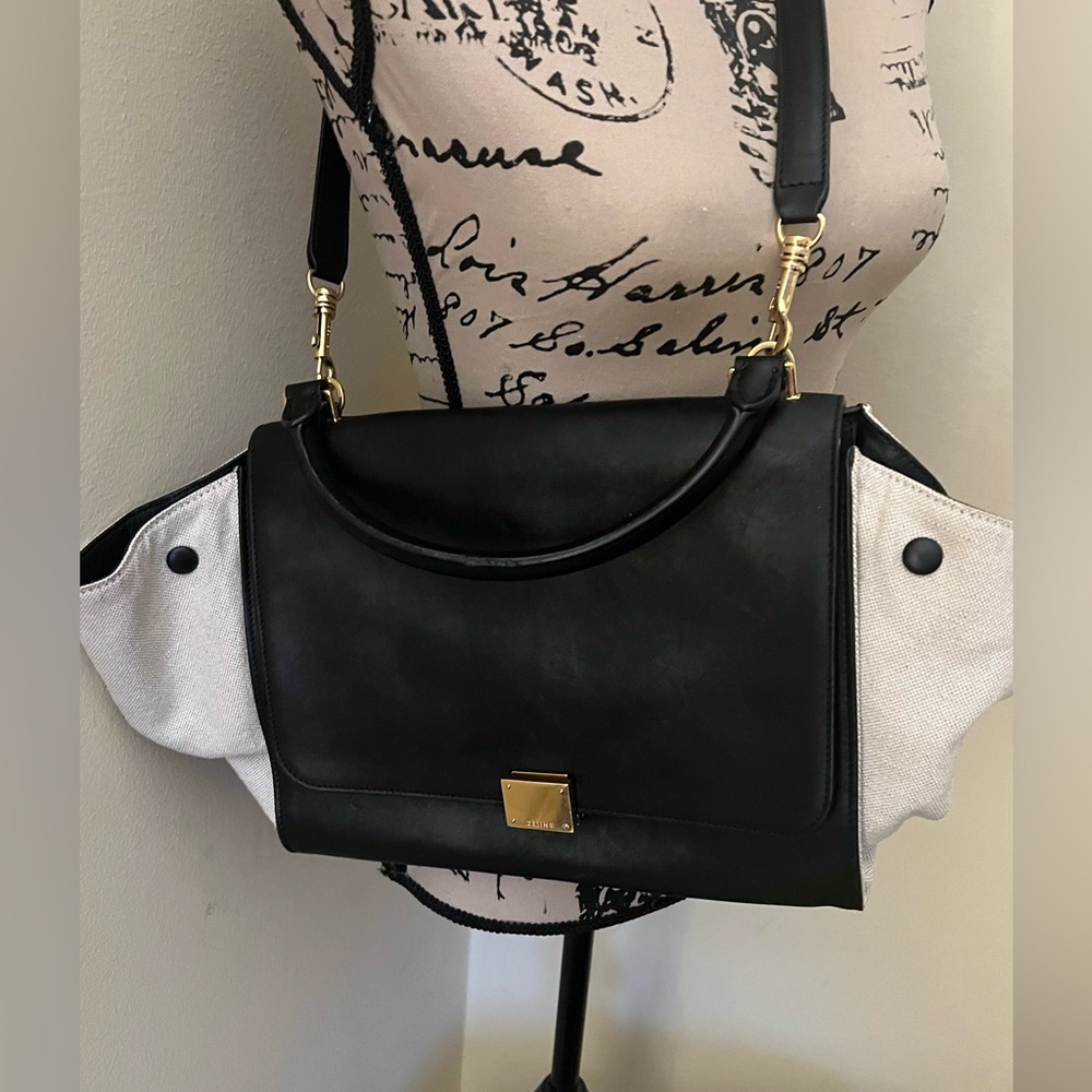 CELINE White/black leather and canvas medium Trapeze Bag